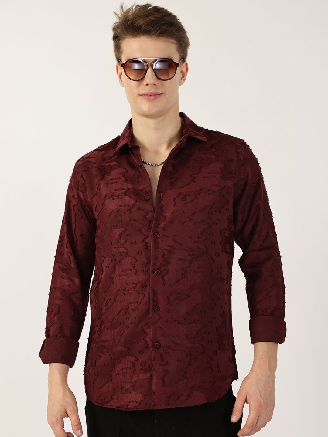 

Thomas Scott Men Spread Collar Textured Premium Slim Fit Casual Shirt, Maroon
