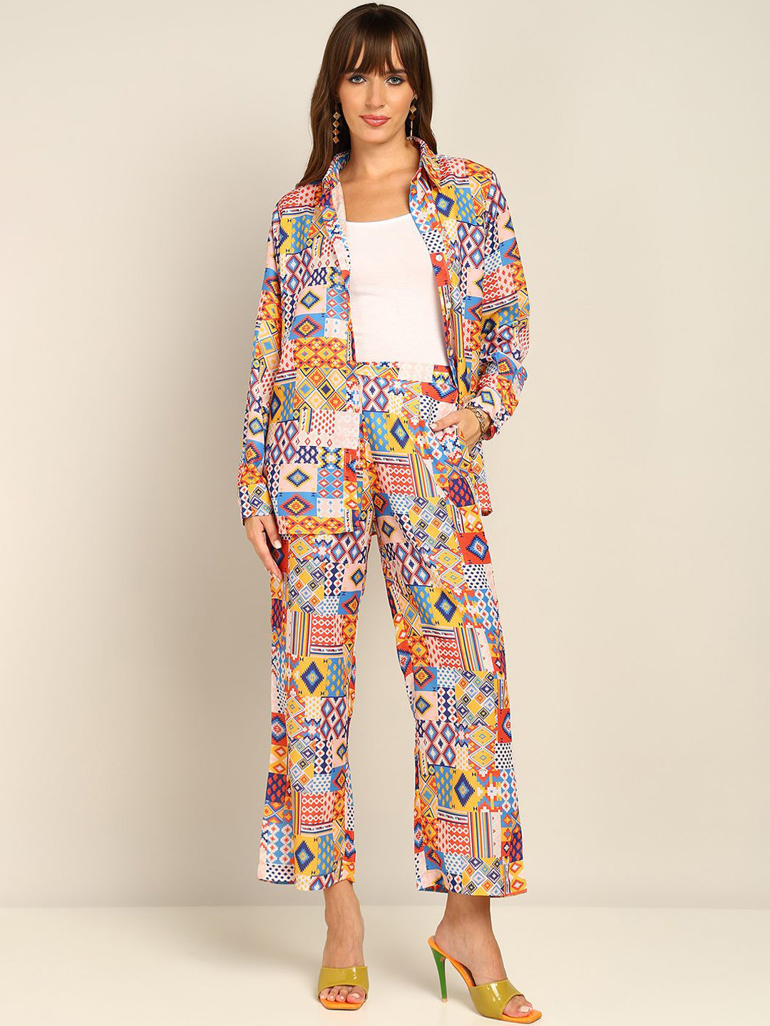 

Fashfun Printed Shirt Collar Shirt With Trousers, Red