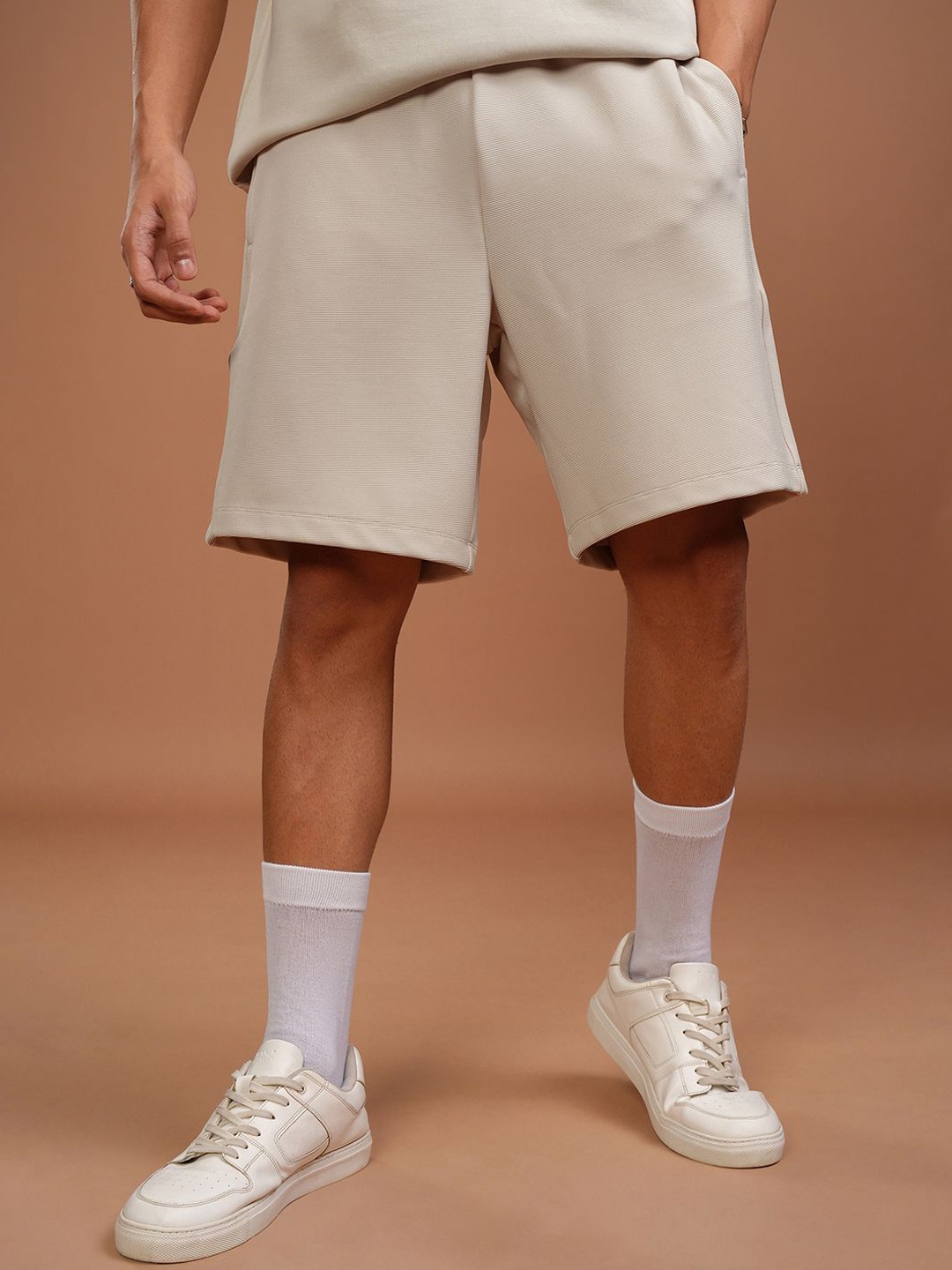 

HIGHLANDER Men Loose Fit Shorts, Cream