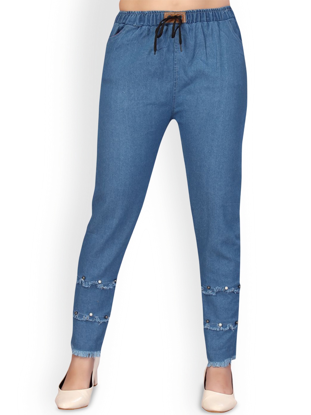 

The Roadster Lifestyle Co Women Beads Embellished Slim Fit Stretchable Jeans, Blue
