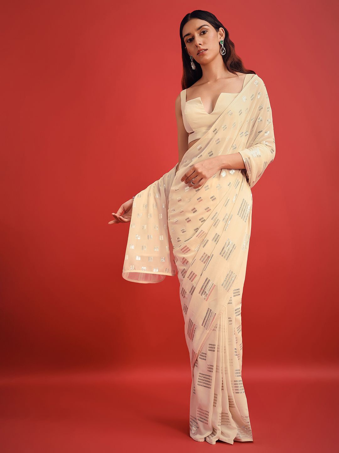 

KALKI Fashion Embellished Sequinned Saree, White