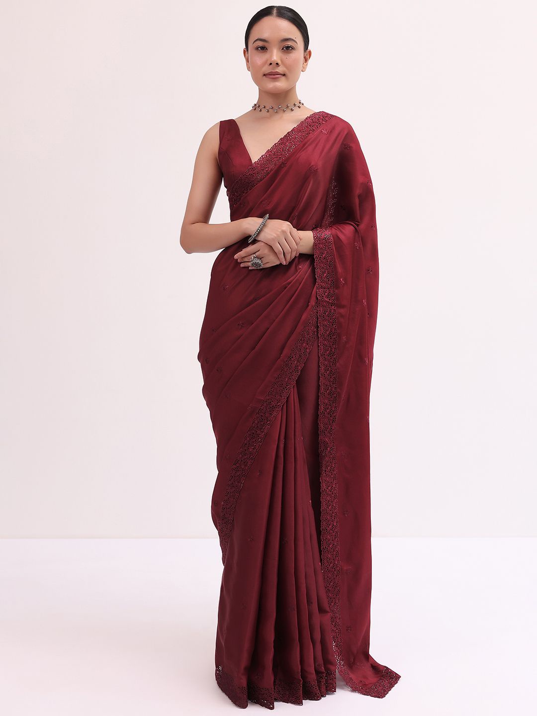 

KALKI Fashion Ethnic Motifs Embroidered Saree, Maroon