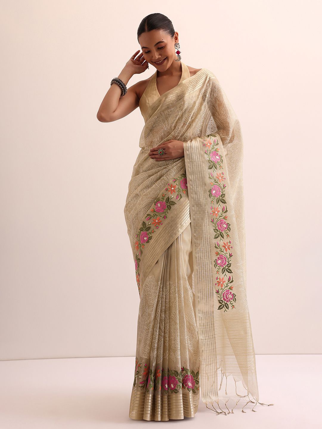 

KALKI Fashion Floral Embroidered Saree, Beige