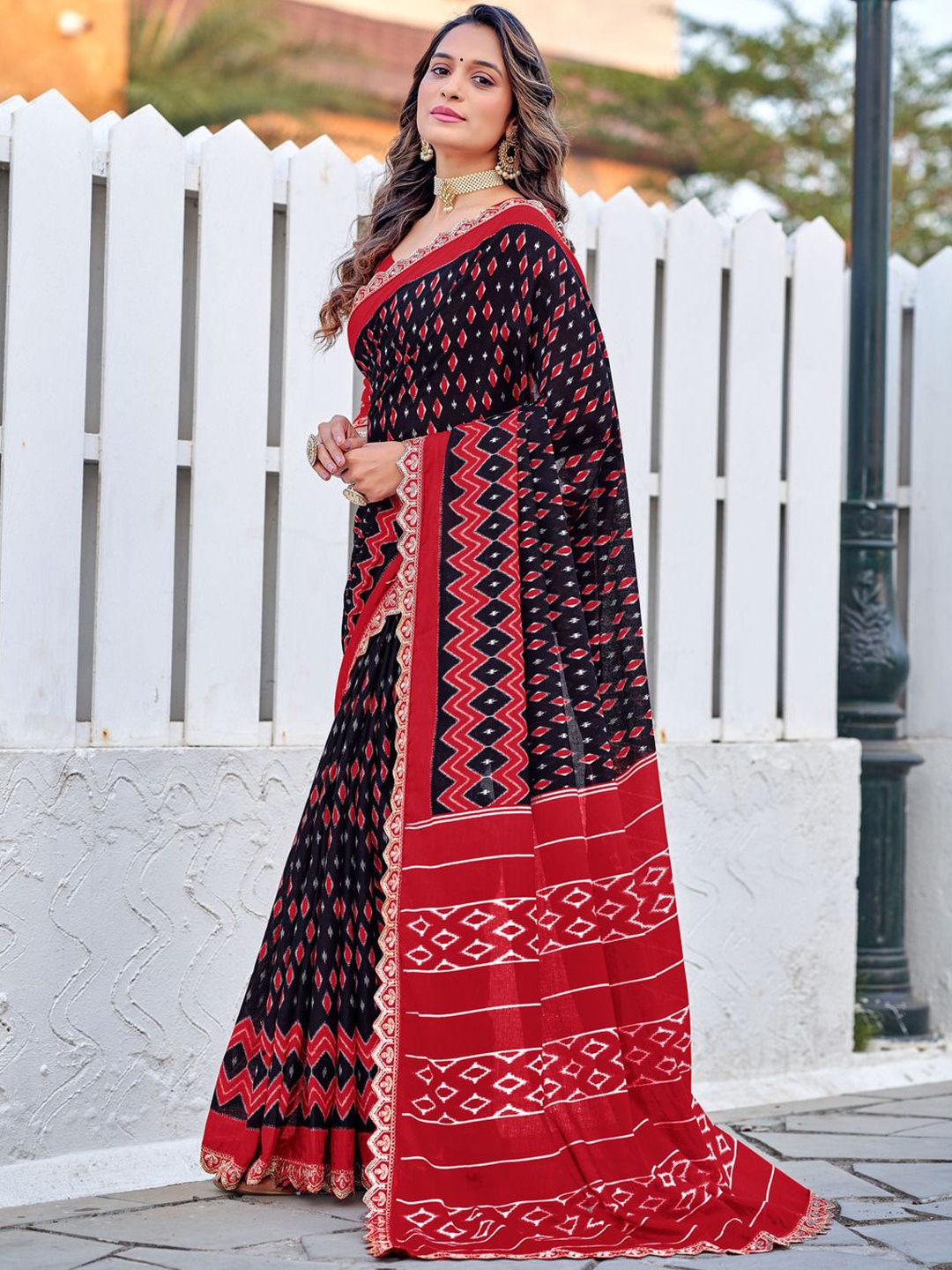 

Anouk Ethnic Motifs Pure Cotton Saree, Black