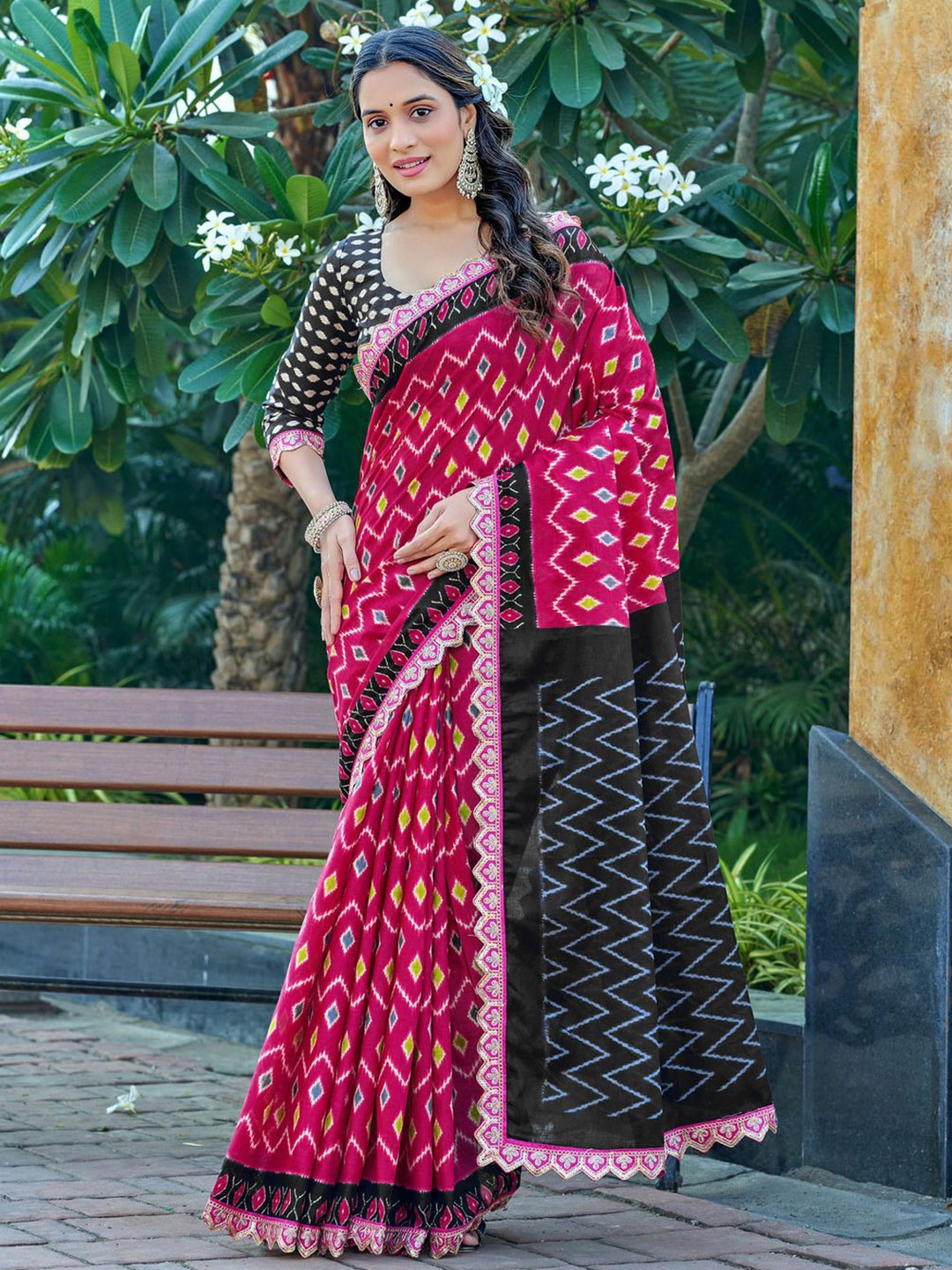 

Anouk Ethnic Motifs Sequinned Pure Cotton Saree, Pink