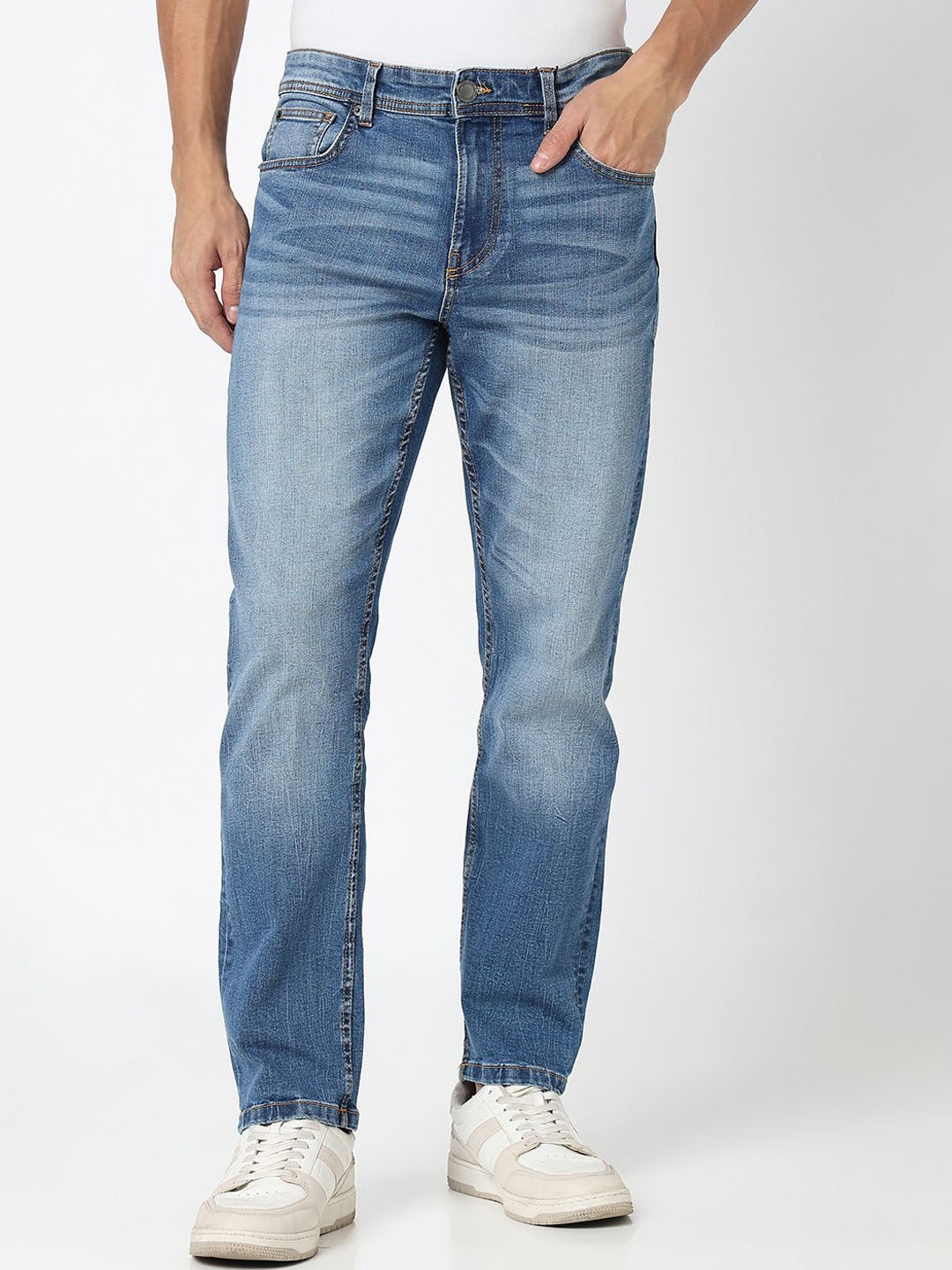 

R&B Men Mid-Rise Low Distress Heavy Fade Jeans, Blue