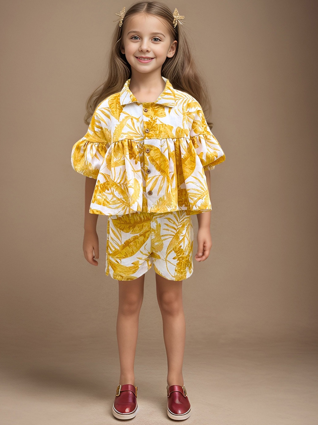 

Safehugs Girls Printed Pure Cotton Top with Shorts, Yellow