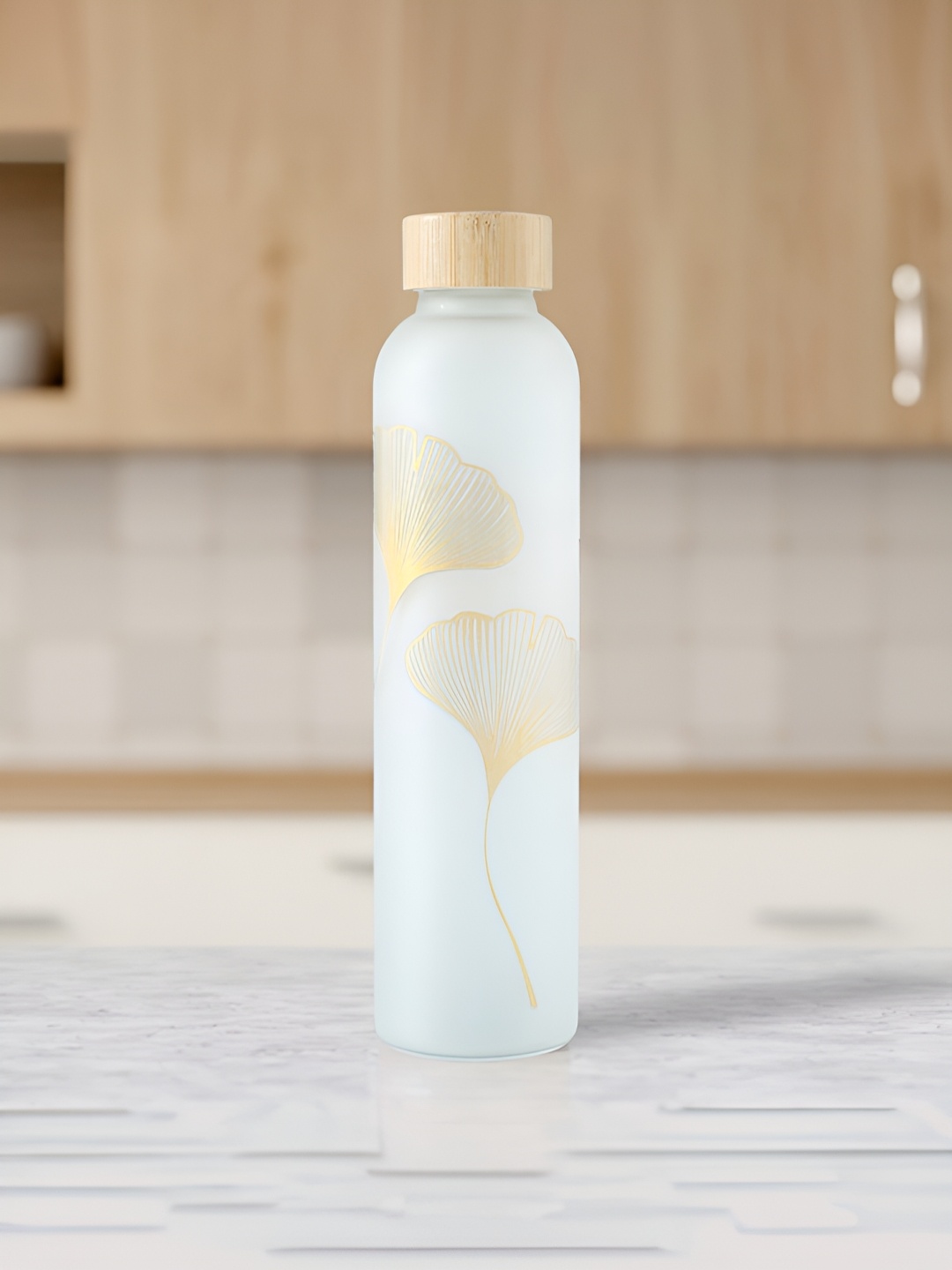 

The Better Home Gold-Toned Floral Printed Single Wall Vaccum Glass Water Bottle