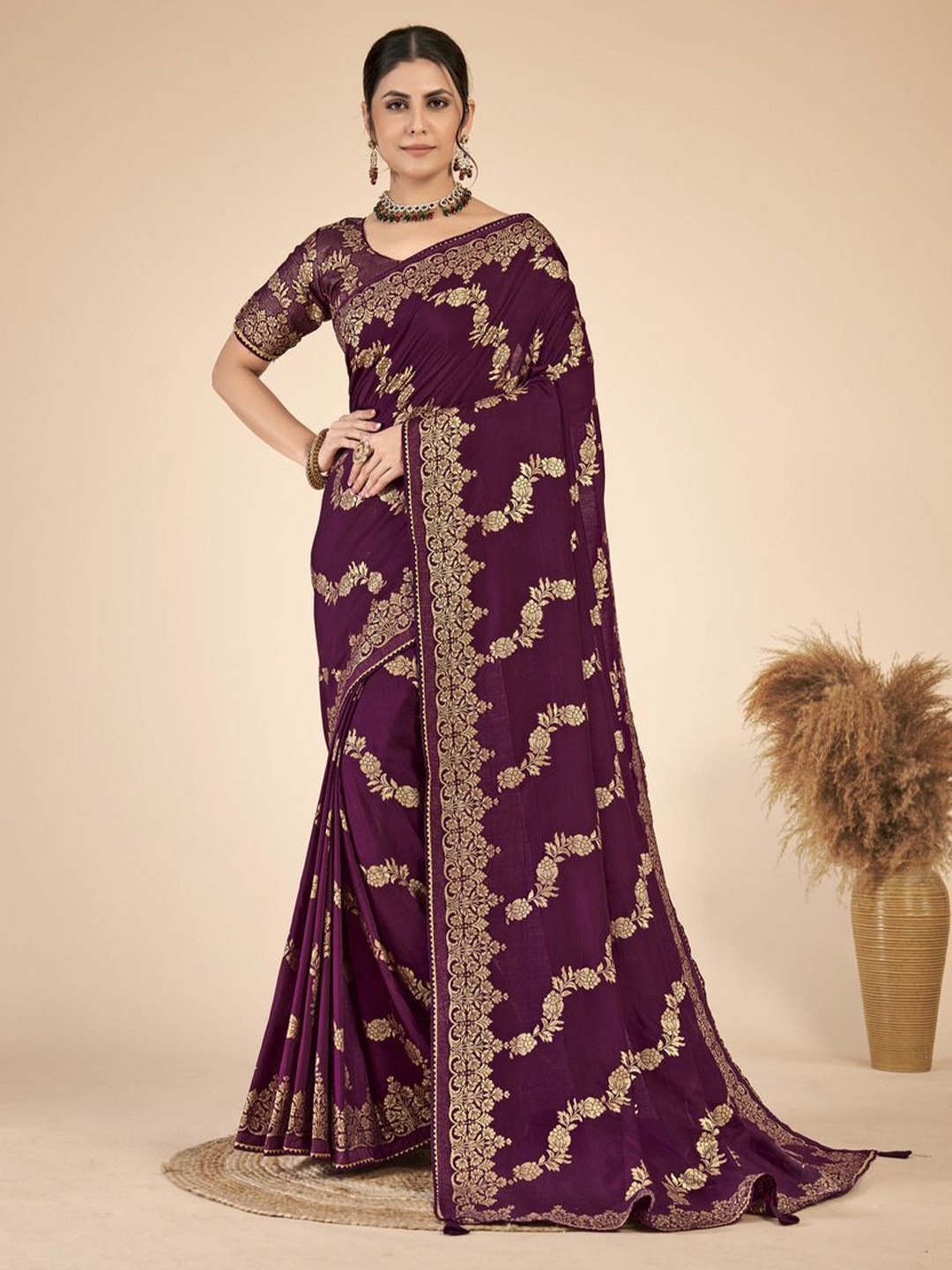 

Krimmple Woven Design Zari Saree, Purple