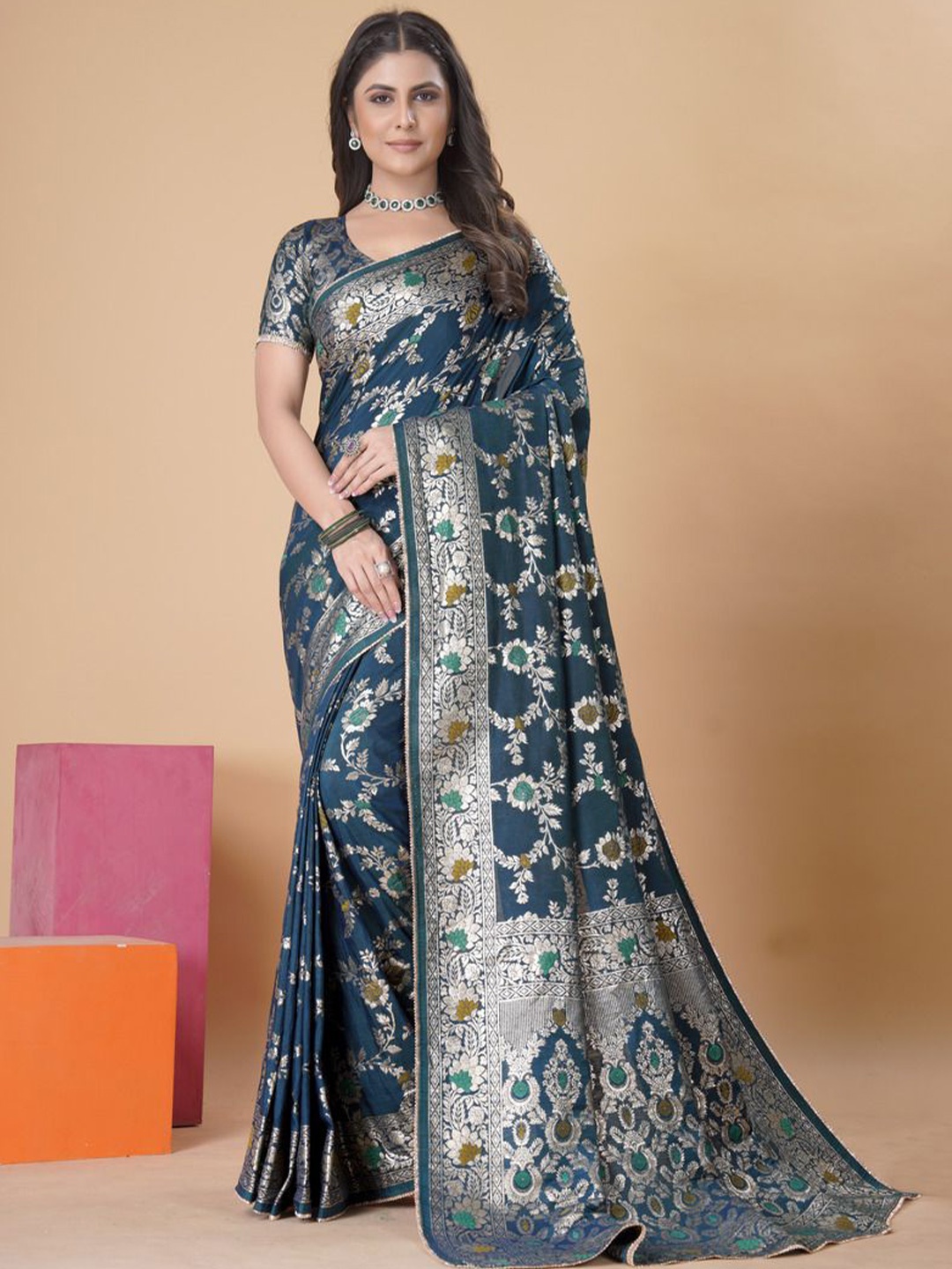 

Krimmple Woven Design Saree With Blouse Piece, Blue