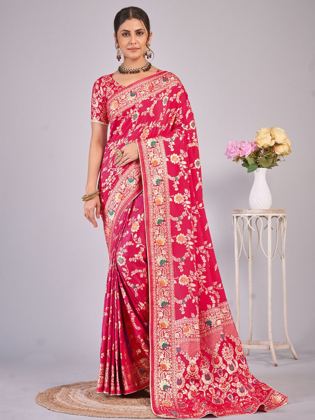 

Krimmple Woven Design Zari Silk Cotton Saree, Pink