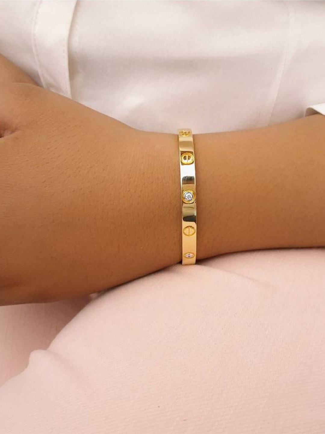 

RUHI COLLECTION Unisex Cubic Zirconia Enamelled Gold-Plated Cuff Bracelet