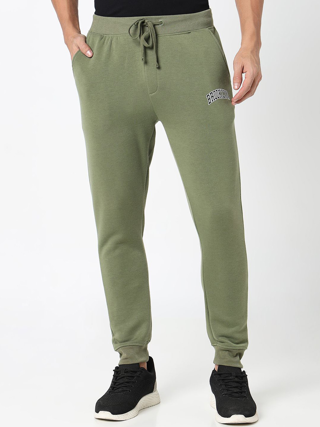 

R&B Men Cotton Regular Fit Mid-Rise Joggers, Green