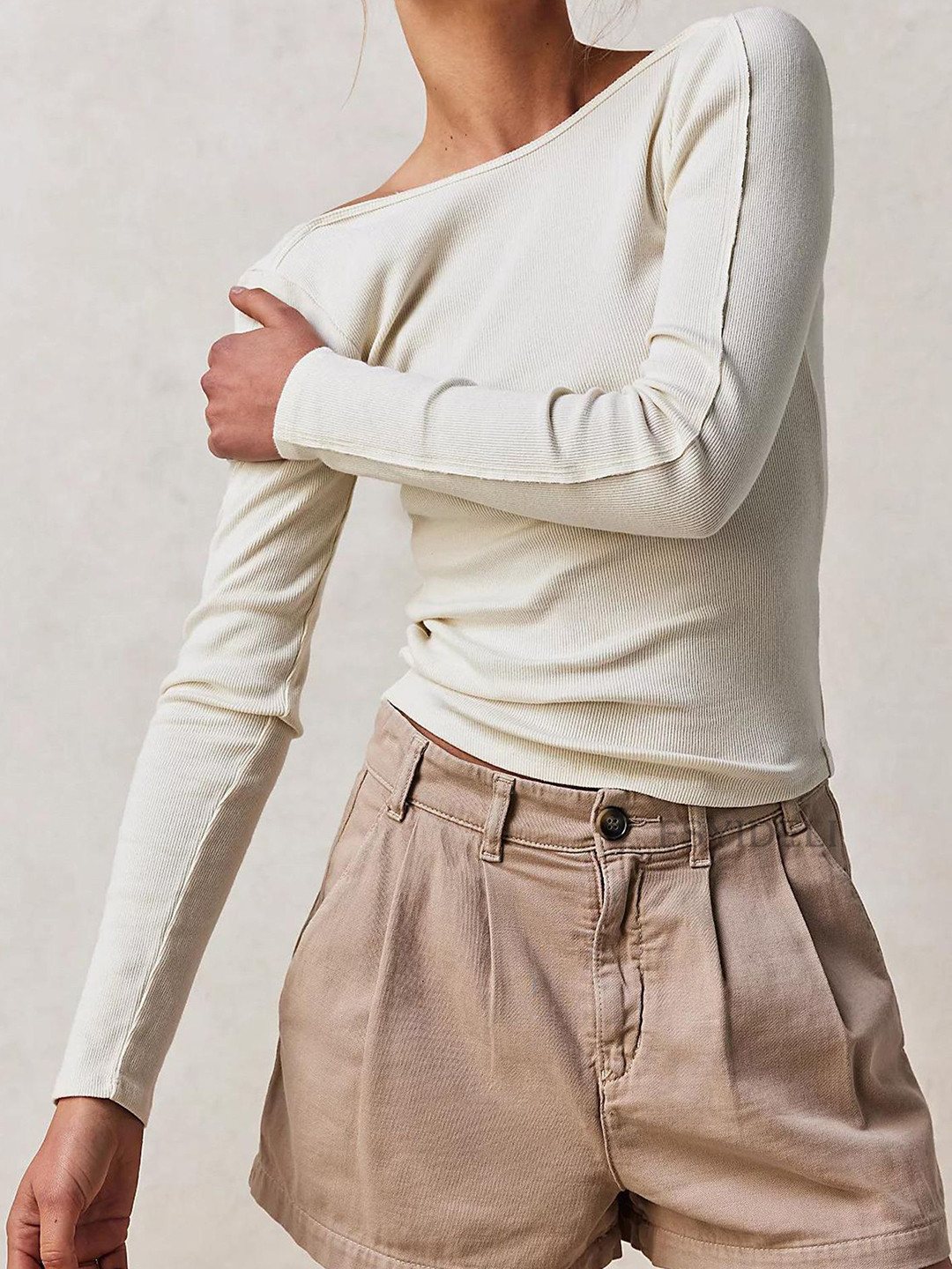 

LULU & SKY Women Solid Slim Fit T-shirt, White