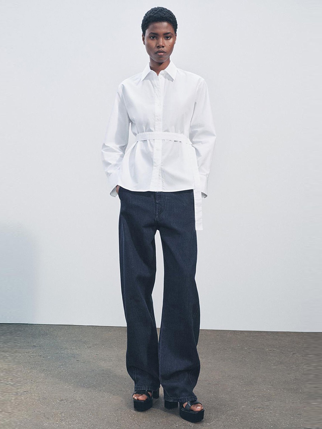 

LULU & SKY Women Spread Collar Solid Casual Shirt, White