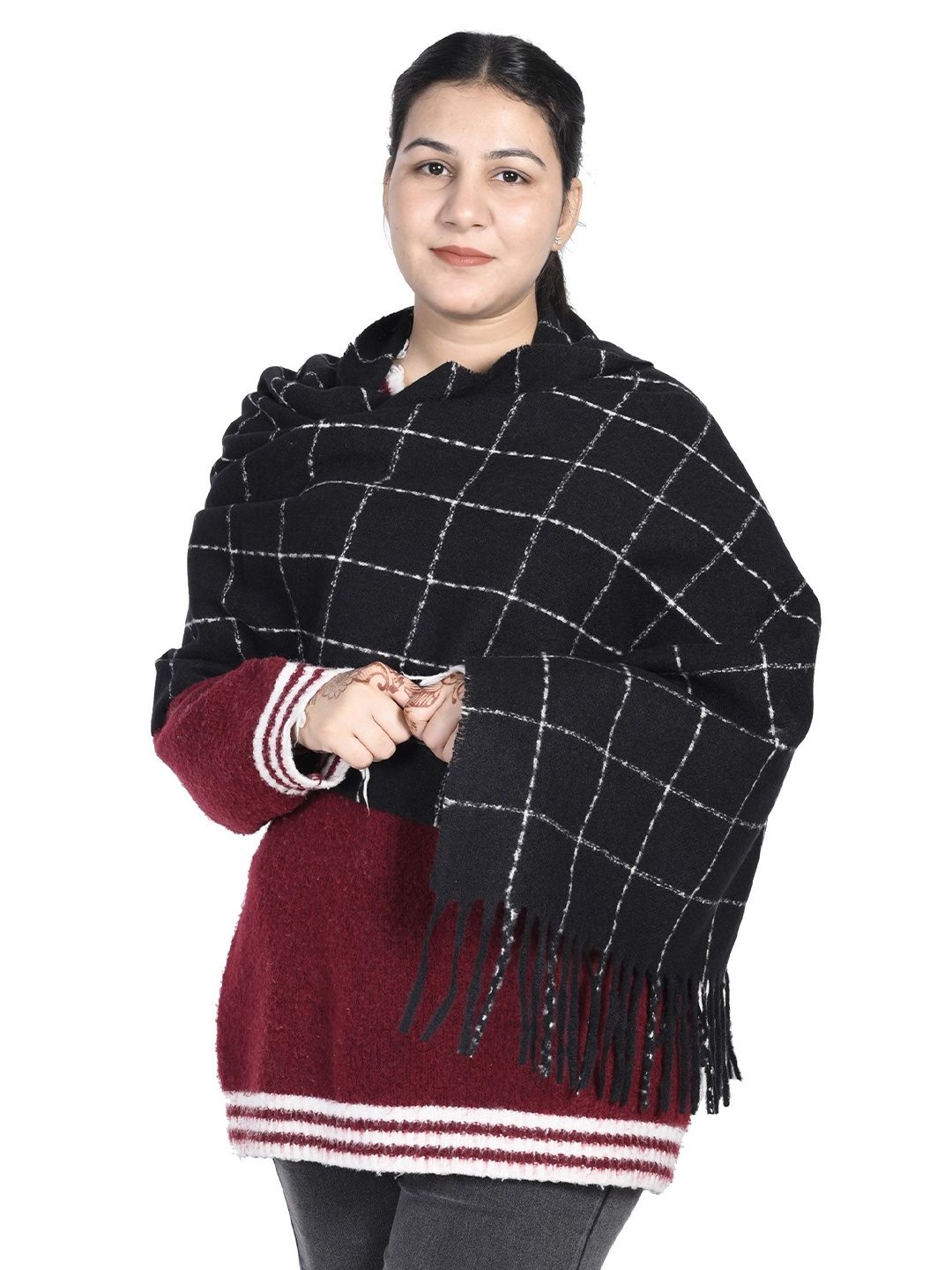 

Calvadoss Women Checked Stole, Black