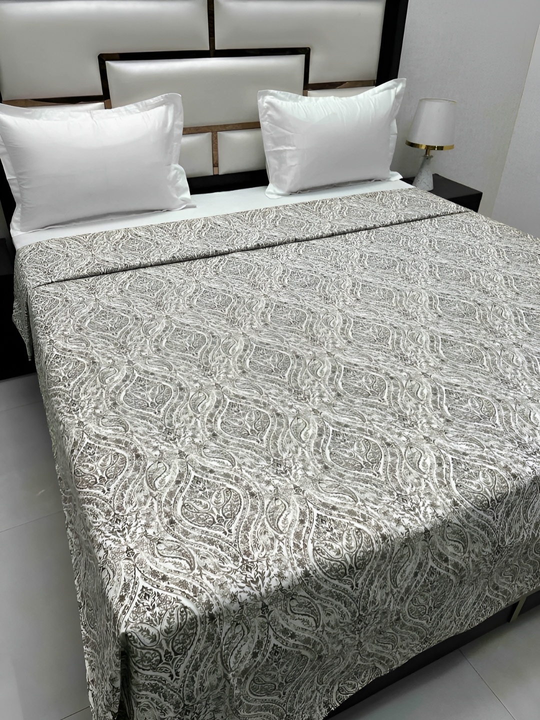 

Pure Decor Cotton Double Bed King Size Winter Duvet Cover for Comforter Quilt & Rajai, White