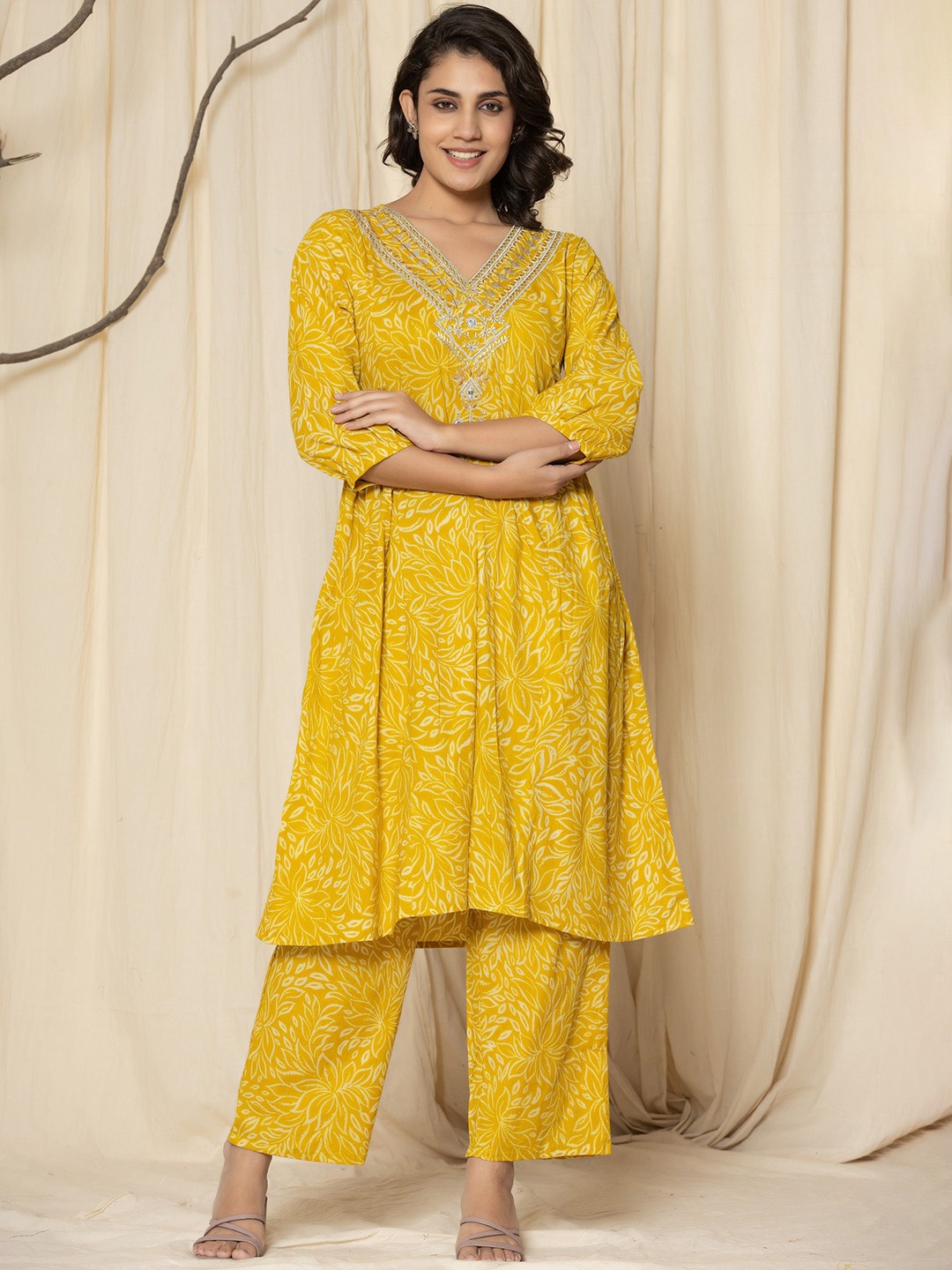 

ALLEN WEAVE Floral Printed V-Neck Pure Cotton A-Line Kurta With Trousers, Yellow