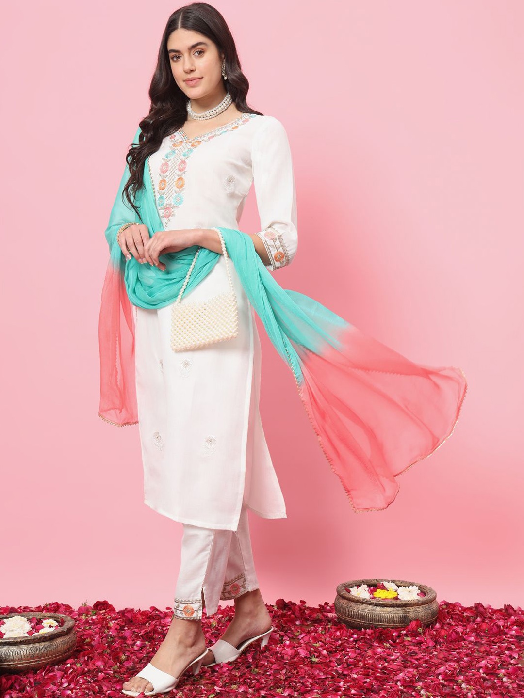 

VredeVogel Floral Embroidered Thread Work V-Neck Straight Kurta with Trousers & Dupatta, White