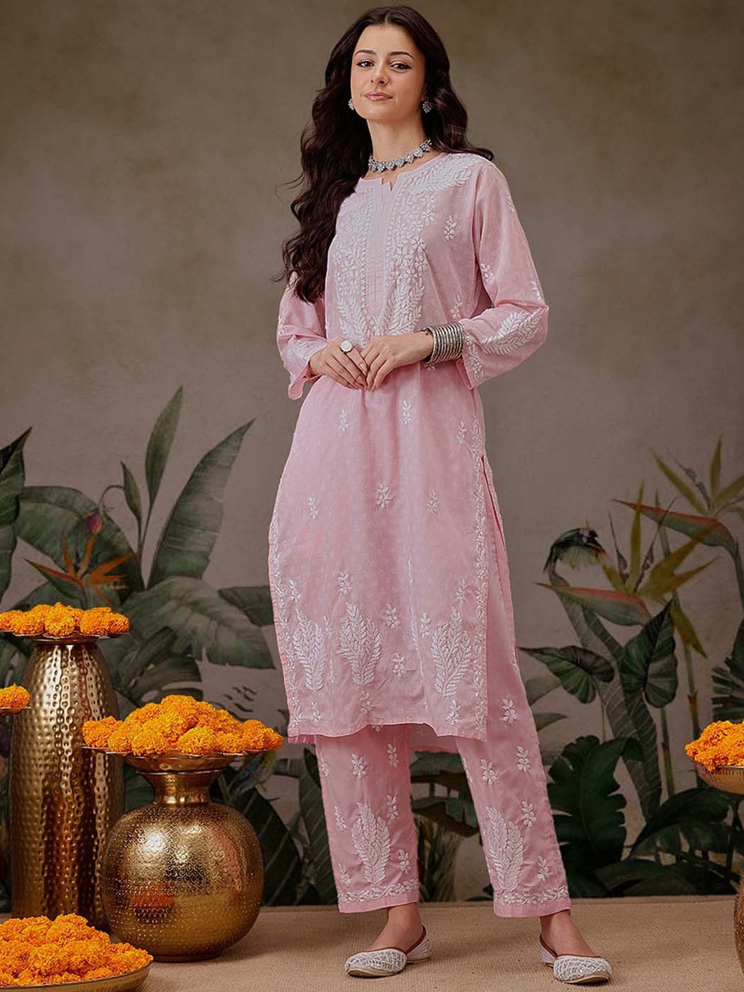 

ADA Floral Embroidered Notch Neck Chikankari Straight Kurta With Trousers, Pink