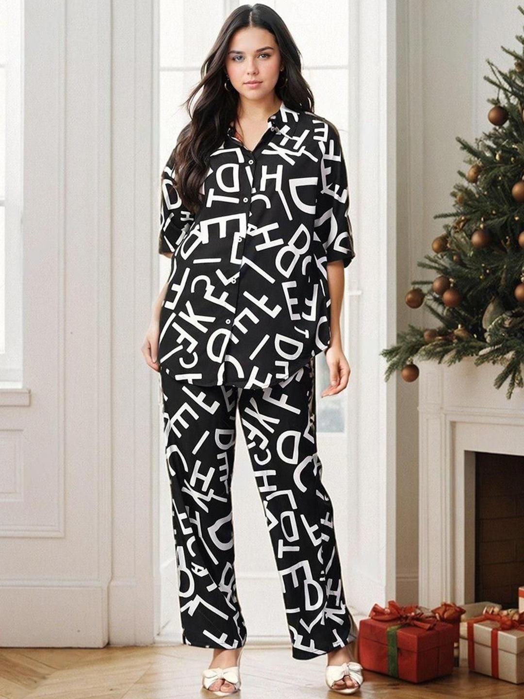 

Kotty Black and White Printed Shirt Collar Shirt With Trouser