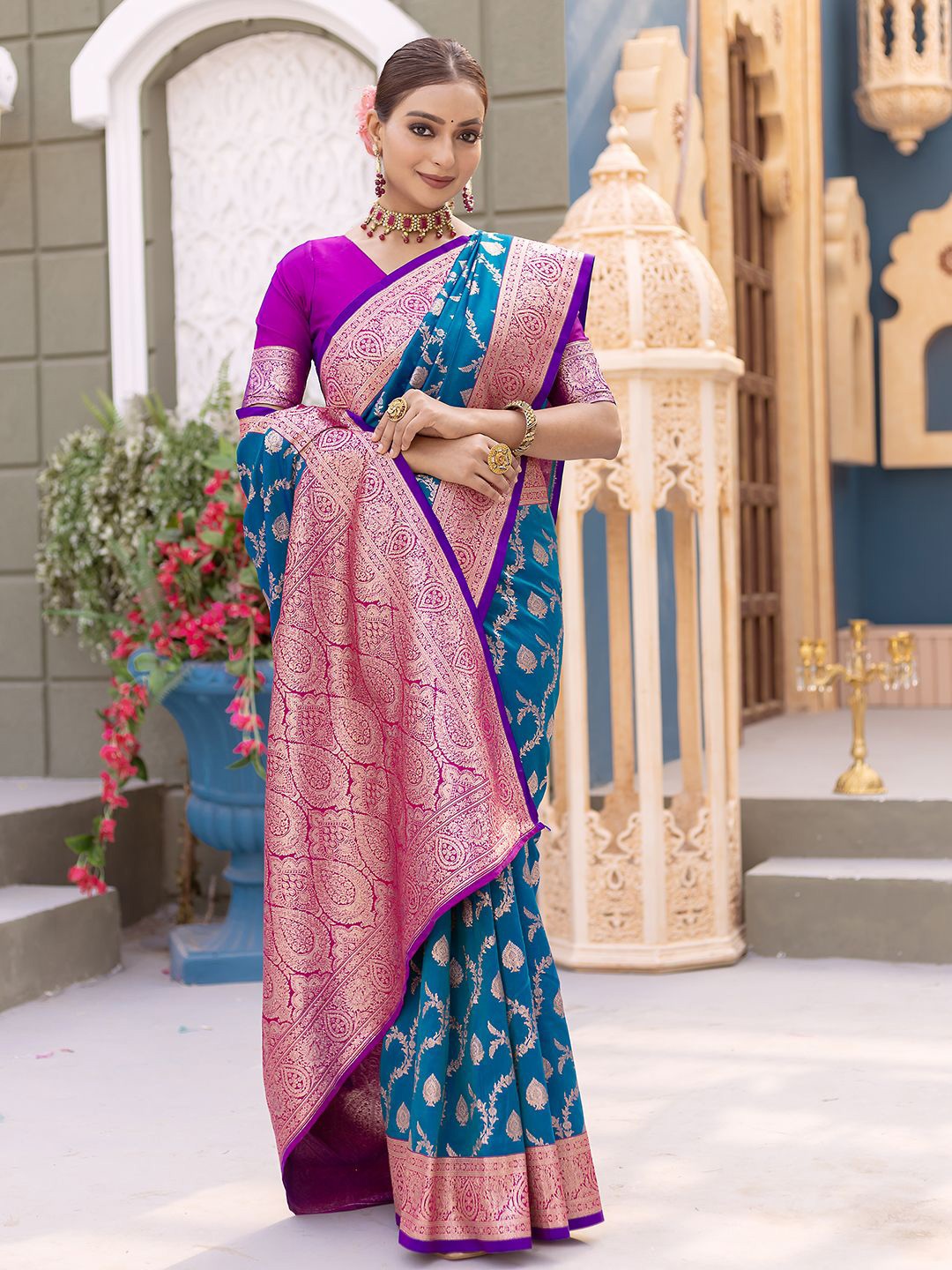 

Panzora Ethnic Motifs Woven Design Banarasi Saree, Blue