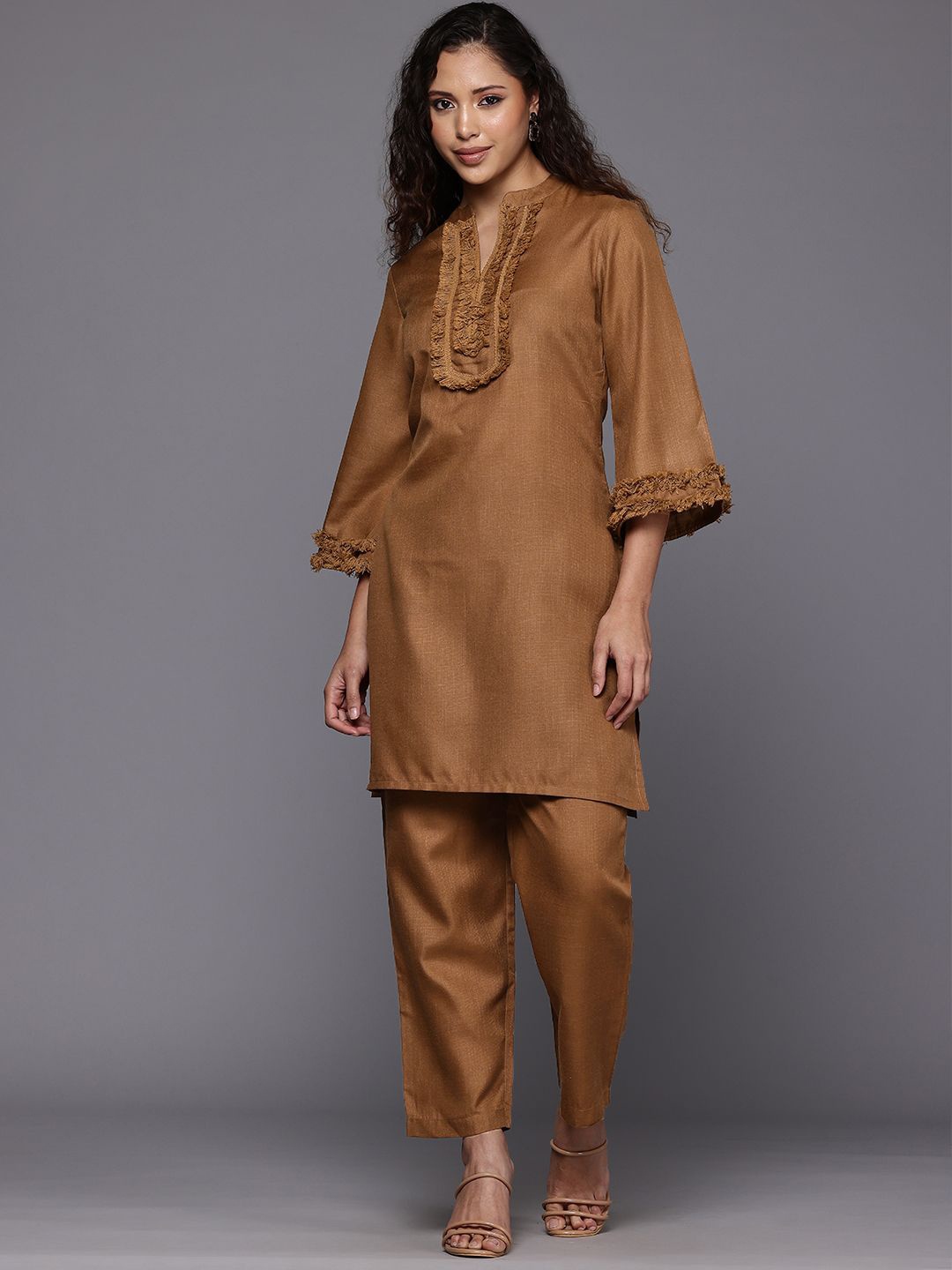 

Varanga Brown Mandarin Collar Pure Cotton Straight Kurta With Trousers, Camel brown