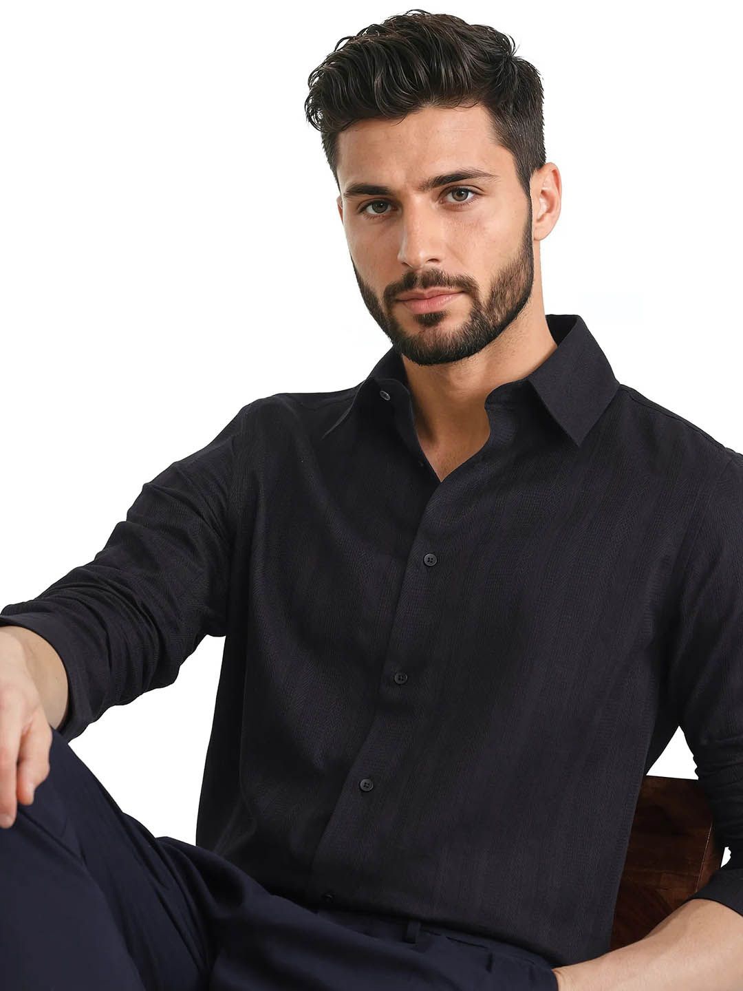 

RARE RABBIT Men Comfort Spread Collar Textured Cotton Casual Shirt, Black