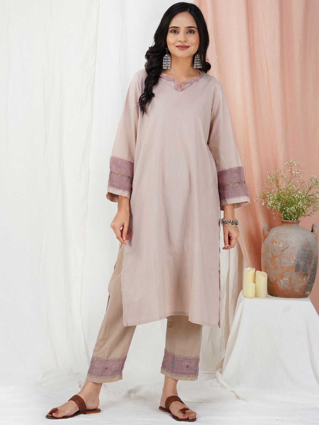 

zuri Round Neck Thread Work Pure Cotton Straight Kurta with Trousers, Taupe