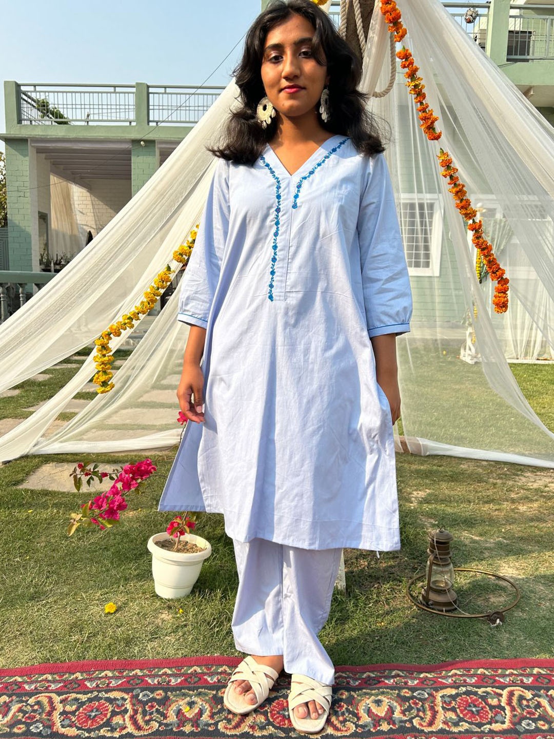 

zuri Floral Embroidered V-Neck Regular Organic Cotton Kurta With Trouser, Blue