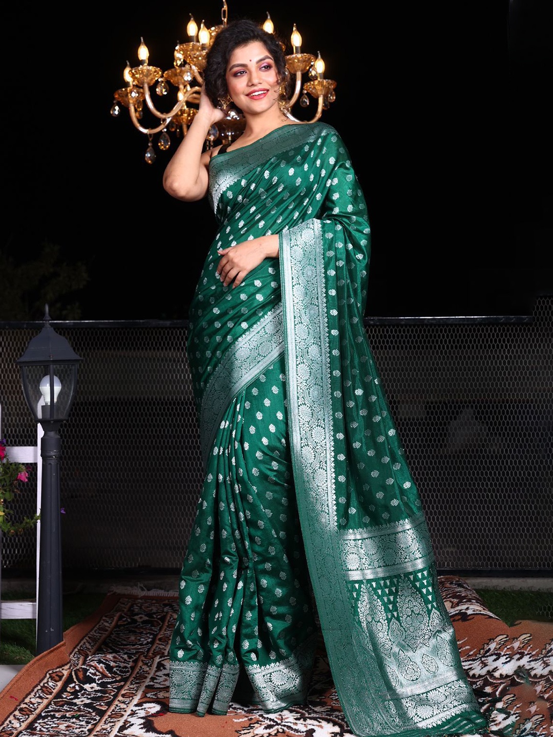

Charukriti Ethnic Motifs Woven Design Zari Brocade Saree, Green