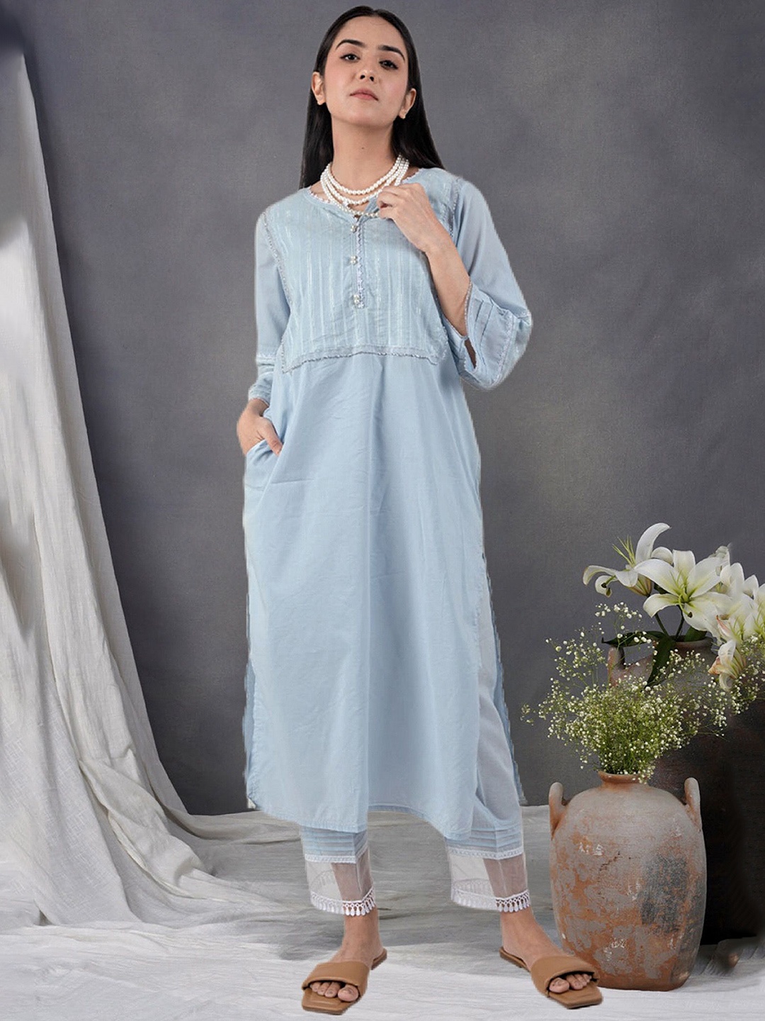 

zuri Geometric Yoke Design Gotta Patti Pure Cotton Straight Kurta with Trousers, Blue