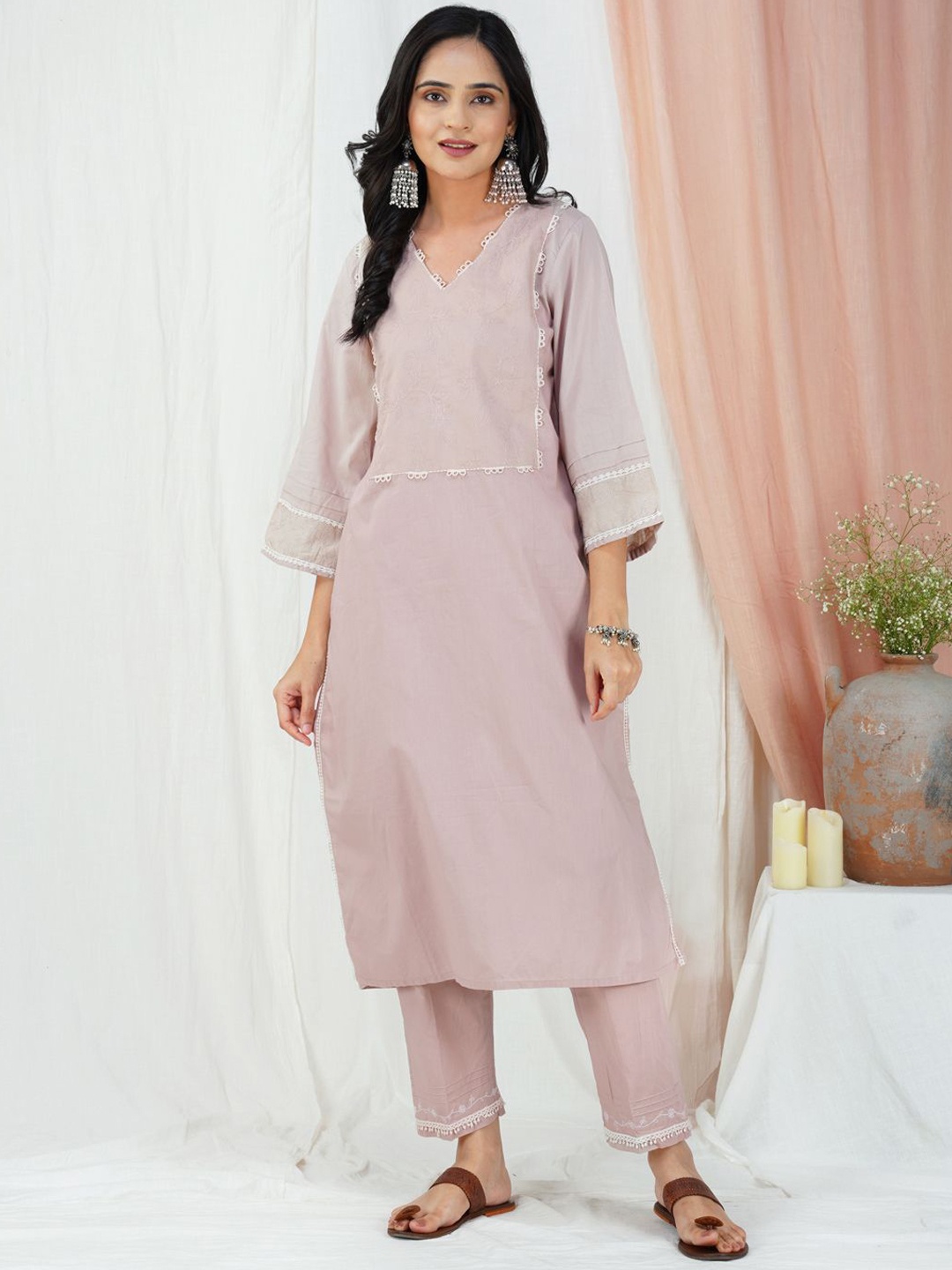 

zuri Floral Yoke Design Thread Work Pure Cotton Straight Kurta with Trousers, Taupe