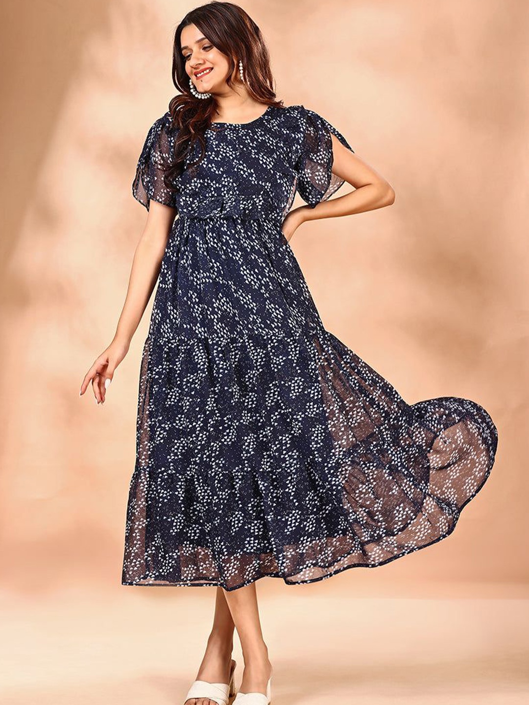 

Krunal Raiyani Printed Georgette Flared Sleeves Fit & Flare Midi Dress, Blue
