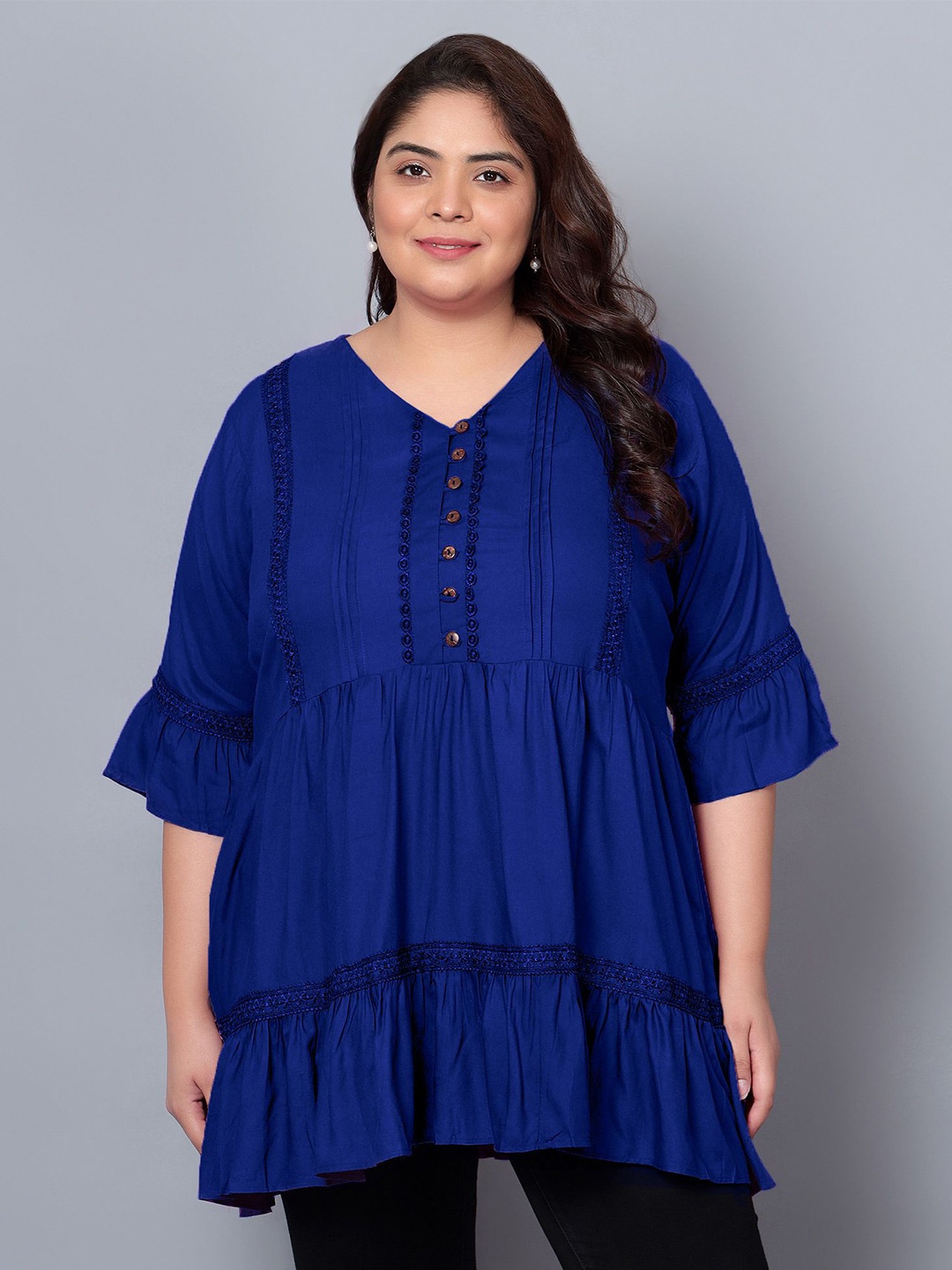 

Indietoga Women Plus Size Tiered Longline Top, Blue