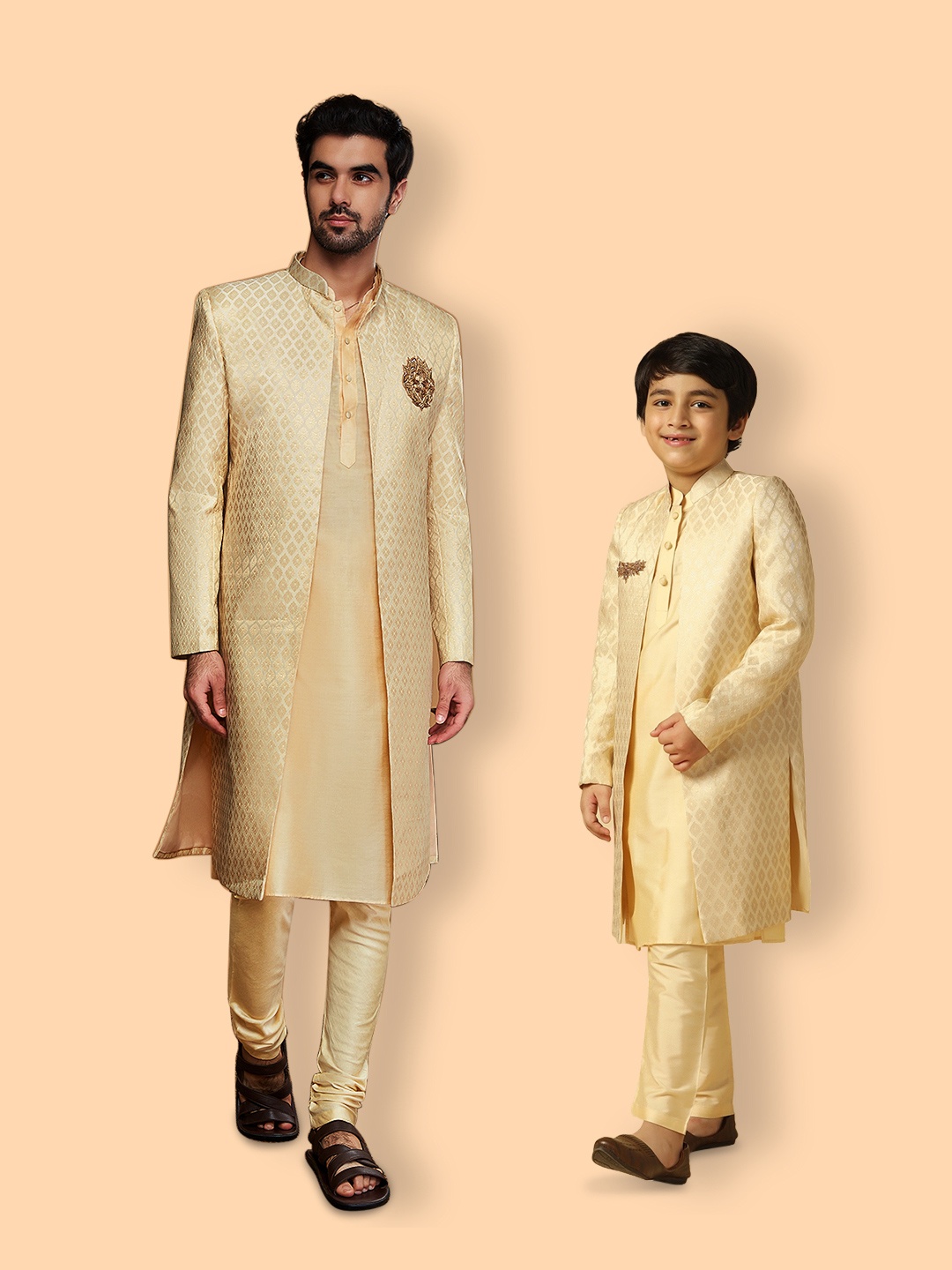 

KISAH Men Self Designed Indowestern Sherwani Set, Cream