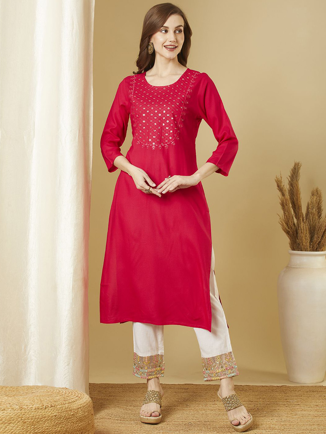 

FASHOR Floral Embroidered Sequinned Straight Kurta, Pink