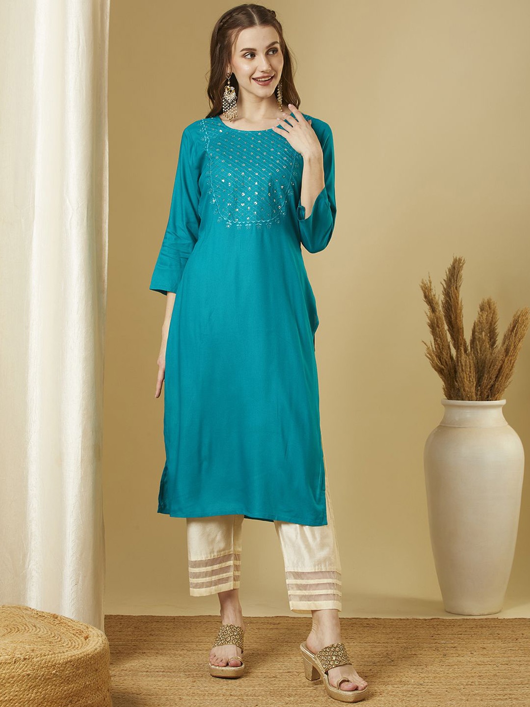 

FASHOR Floral Embroidered Sequinned Straight Kurta, Turquoise blue