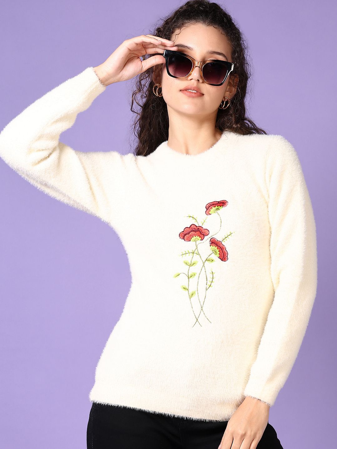 

V-Mart Women Floral Embroidered Pullover, Off white