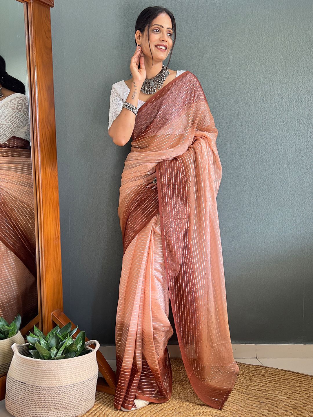 

Panzora Striped Chiffon Saree, Brown