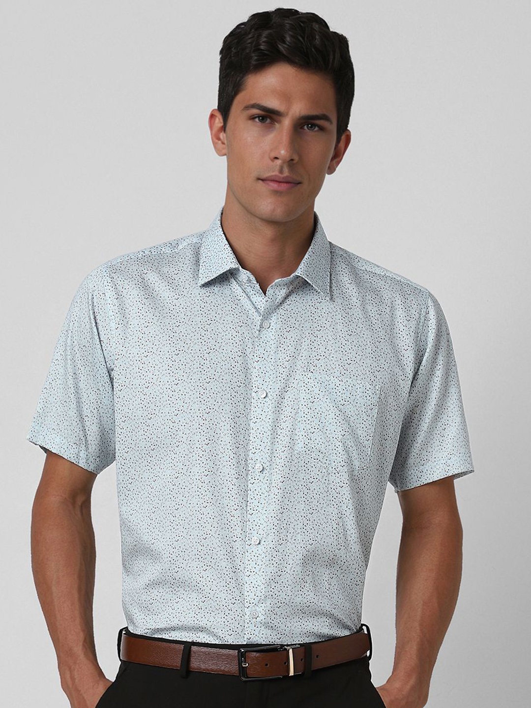 

Van Heusen Men Spread Collar Floral Printed Cotton Formal Shirt, Blue