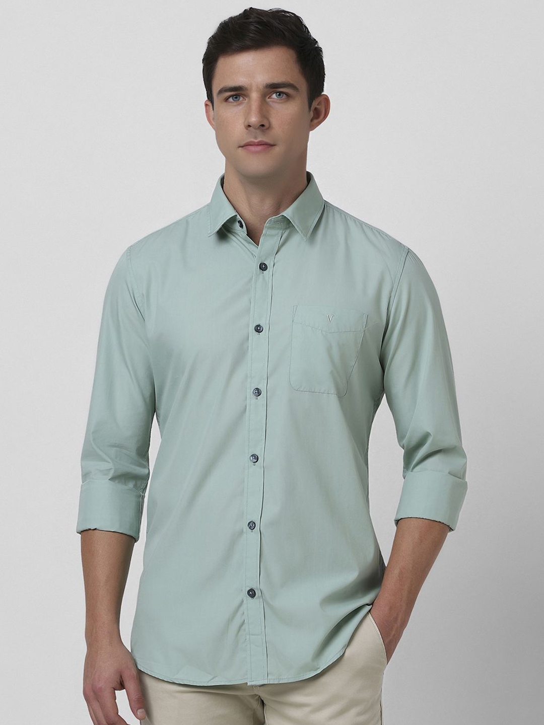 

Van Heusen Sport Men Slim Fit Spread Collar Casual Shirt, Sea green