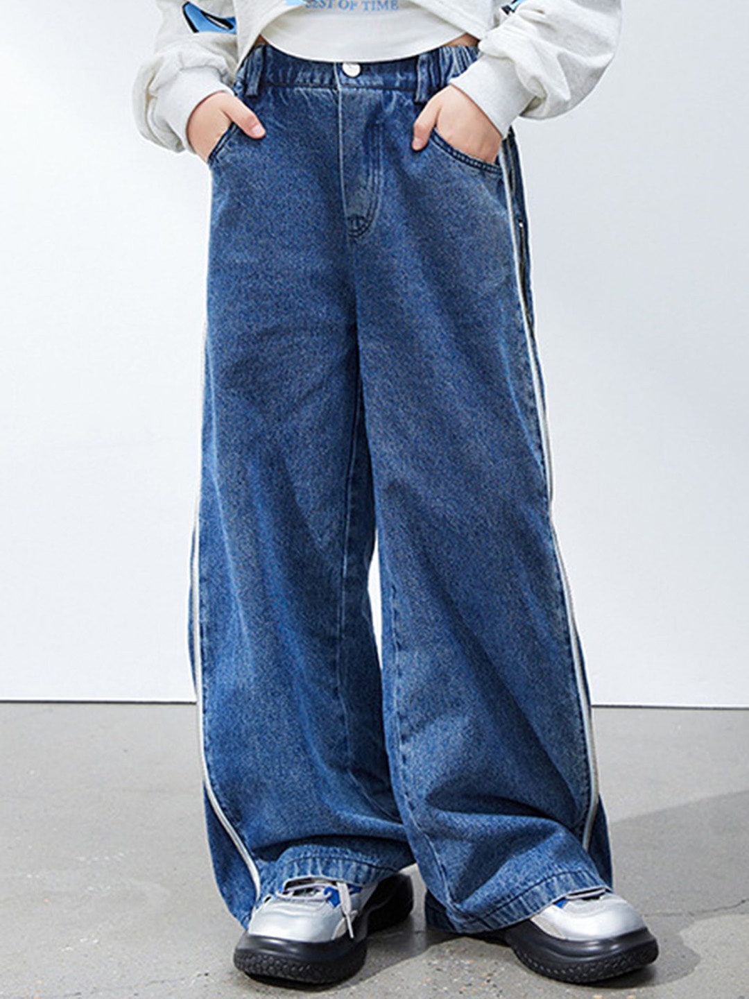 

LULU & SKY Girls Wide Leg High-Rise Light Fade Jeans, Blue