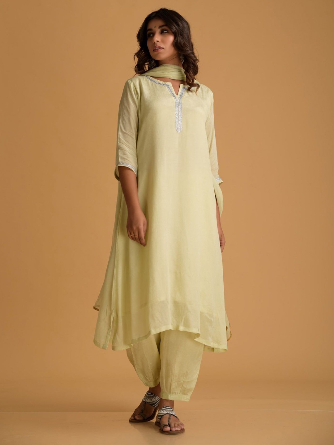 

DIMPLE DESIGN STUDIO Gotta Patti A-Line Kurta With Palazzos & Dupatta, Green