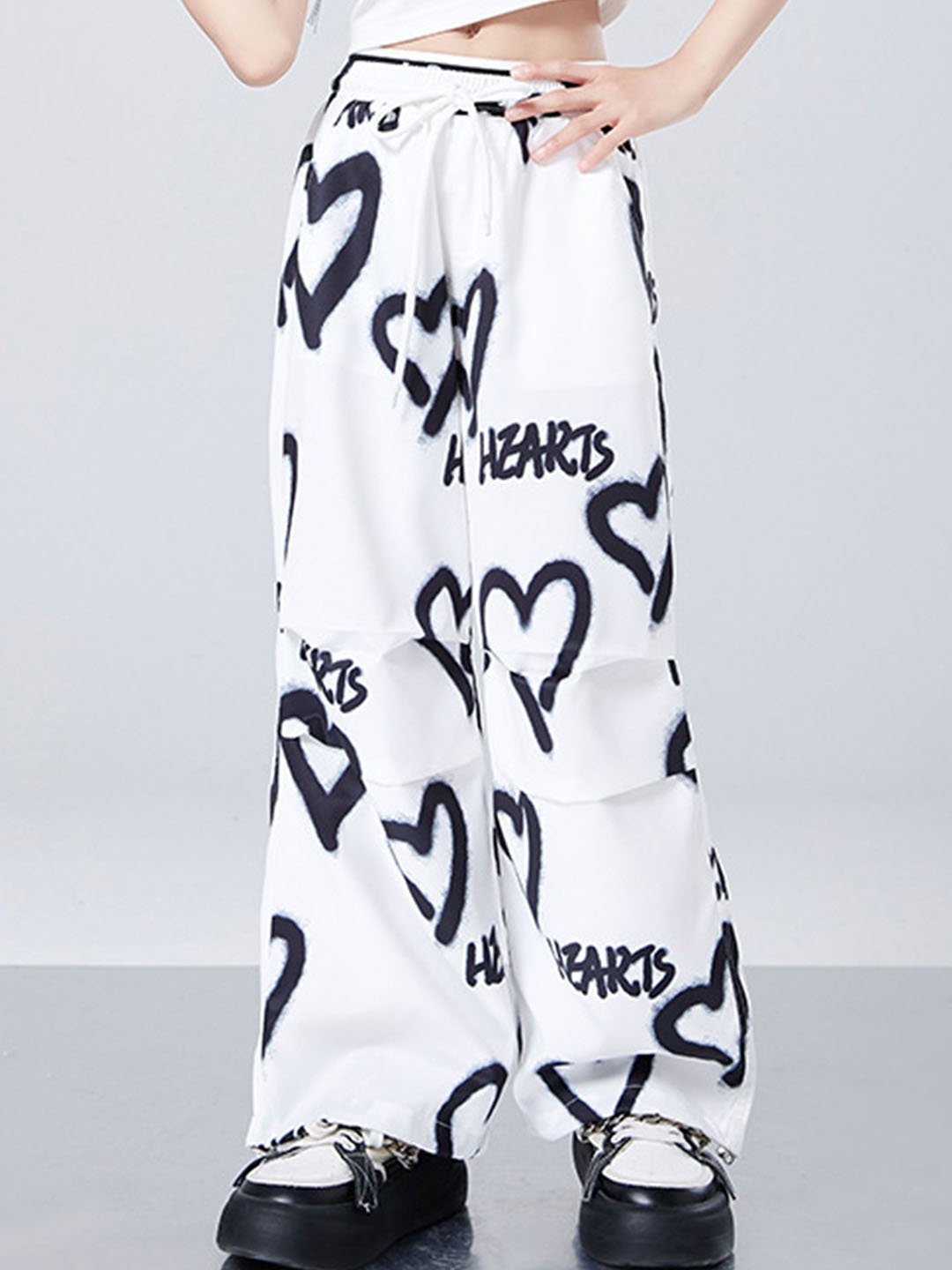 

LULU & SKY Unisex Cotton Kids Printed High-Rise Trousers, White