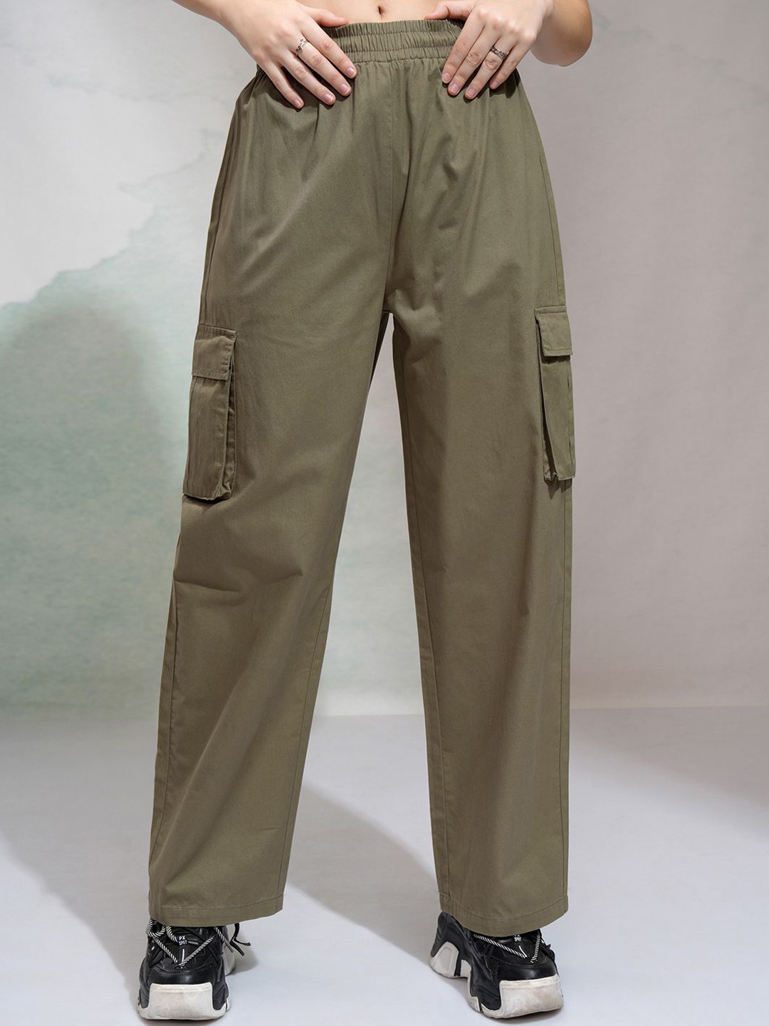 

Street By Tokyo Talkies Women Straight Fit High-Rise Cargos Trousers, Olive