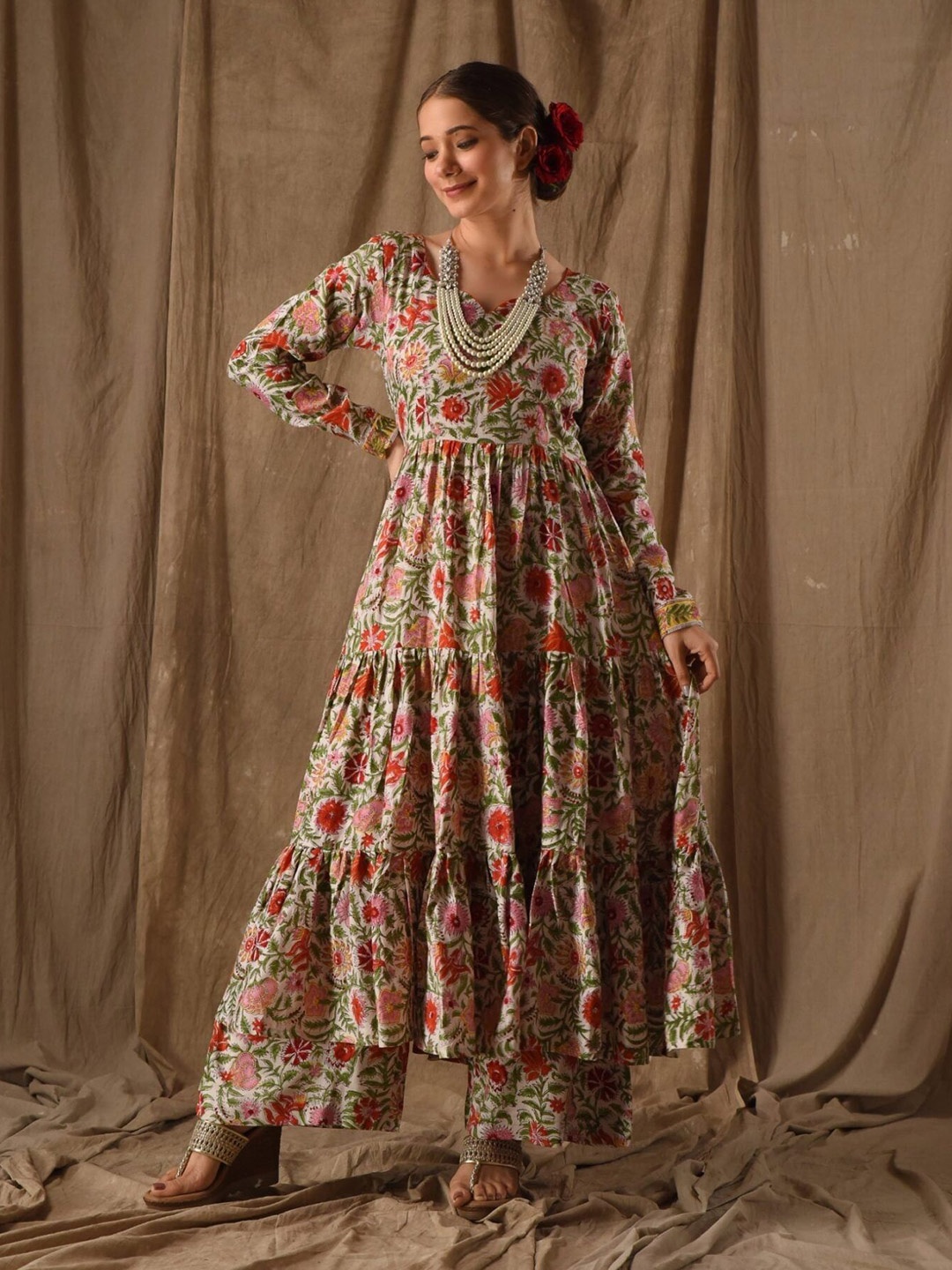 

DIMPLE DESIGN STUDIO Floral Printed Pleated Kurta with Palazzos, Beige