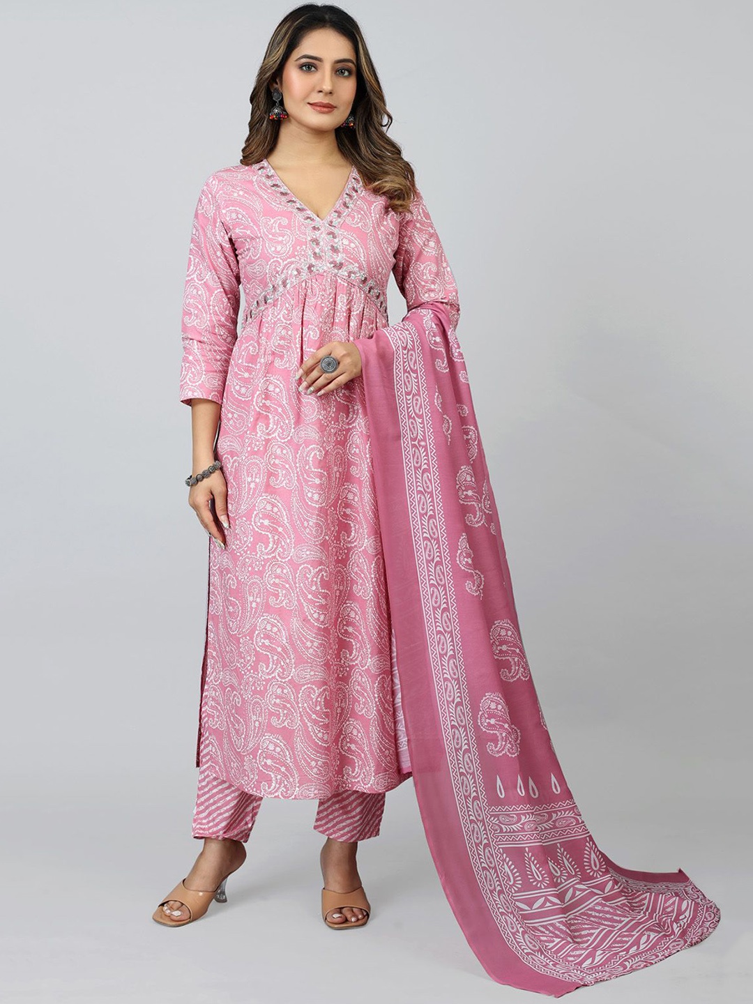 

SARRAS Paisley Printed Empire Mirror Work Pure Cotton A-Line Kurta With Trousers & Dupatta, Pink