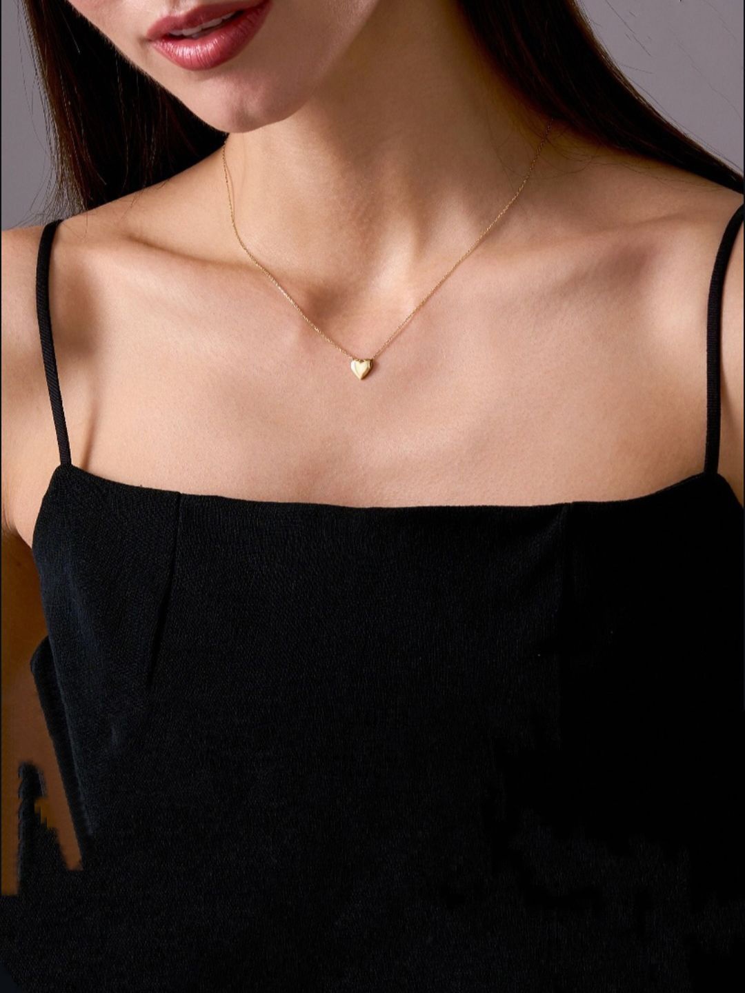 

V FASHION JEWELLERY 9299 Gold-Plated Stainless Steel Small Heart Chain