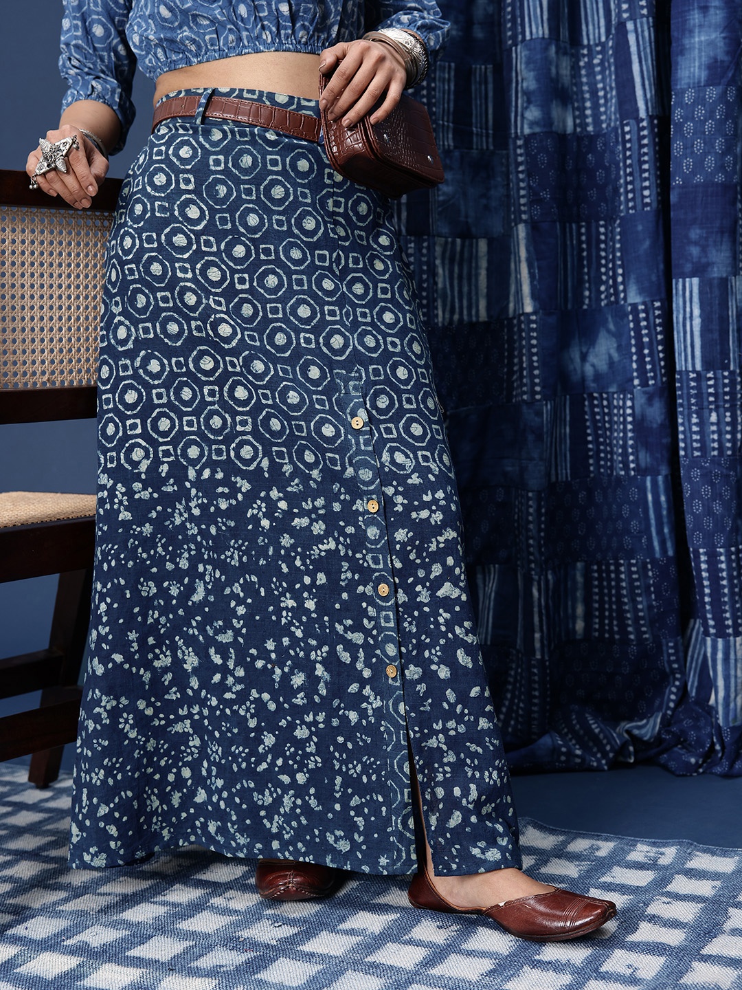 

Taavi Indigo Geometric Printed Flared Pure Cotton Skirt, Blue